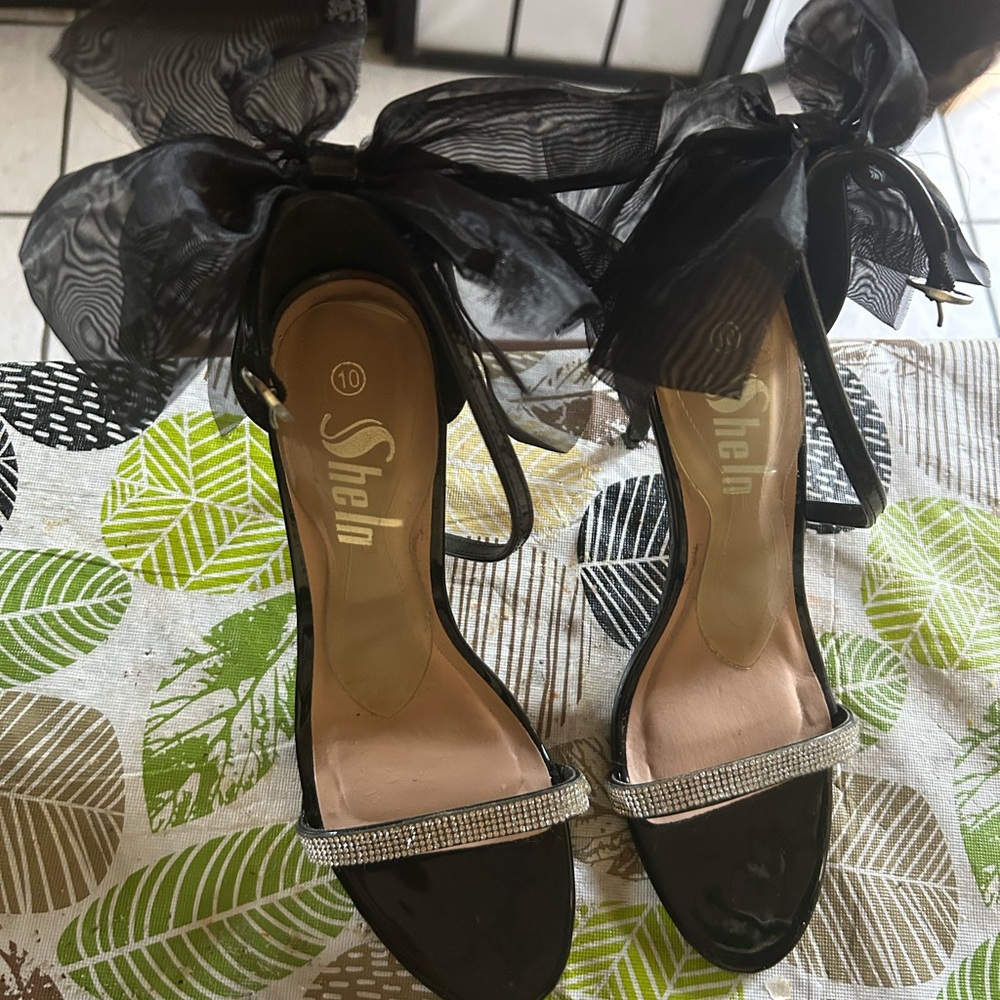 SHEIN Black Heeled Sandals with Ankle Strap and Bow